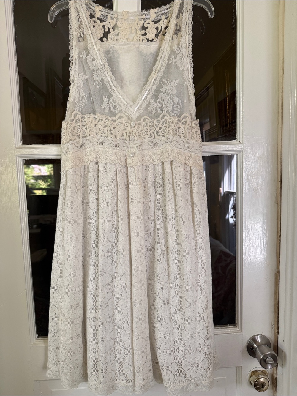 Women’s/Teens Vintage Cream Lace Dress with Floral Bodice